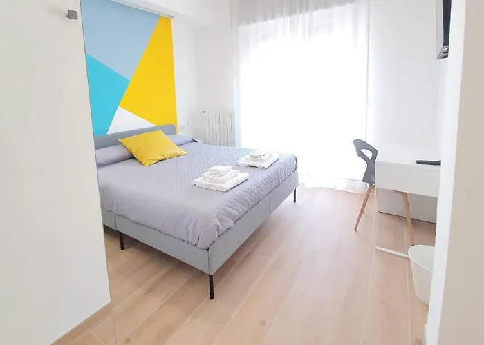 Blue Sky Rooftop Rooms - Bari Policlinico