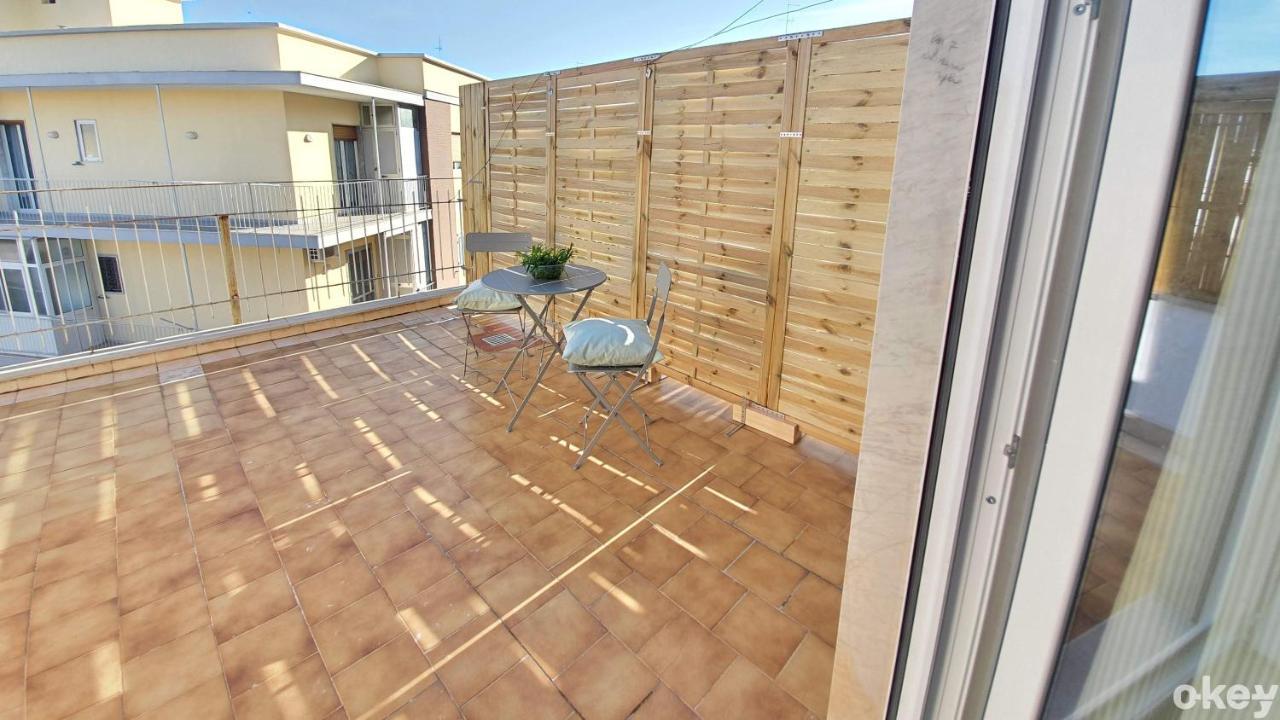 Gasthuis Blue Sky Rooftop - Policlinico *